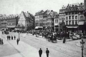 Mainz, der
              Marktplatz um 1910 ca. [8]