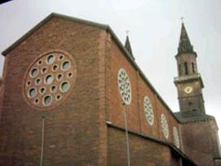 Ludwigshafen, die
                    wiederaufgebaute Ludwigskirche, 2005 ca.