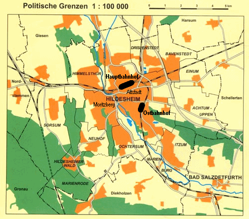 Karte von Hildesheim mit der Position
              von Hauptbahnhof, Altstadt und Moritzberg. Die alliierten
              Bomber bombardierten offiziell "nur" den
              Hauptbahnhof, und steckten fast die ganze Stadt in Brand,
              eine "Baedeker-Stadt"...d stecken fast die ganze
              Stadt in Brand, eine "Baedeker-Stadt"...