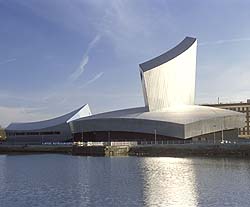 Kriegsmuseum in
                      Manchester ("Imperial War Museum"), 2008
                      ca. [3]