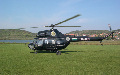 Ein Helikopter wird
von einem Steinzeitmenschen als lärmendes, dröhnendes,
surrendes Tier betrachtet - er kennt das Wort
"Helikopter" nicht Ein Helikopter wird von einem
Steinzeitmenschen als lärmendes, dröhnendes, surrendes
Tier betrachtet - er kennt das Wort
"Helikopter" nicht