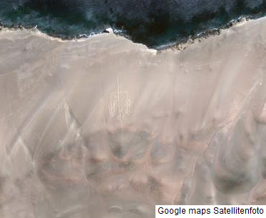 Geoglyph "Kandelaber" von Paracas
                        / Pisco, Satellitenfoto
