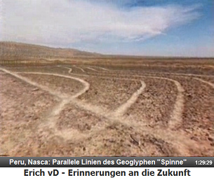 Nasca in Peru, gebogene Linien des Geoglyphs
                  "Spinne"