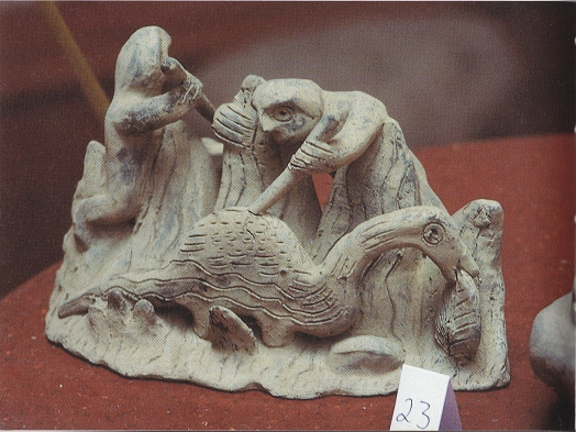 Ica-Museum, Figur,
                          die Operationen zeigt