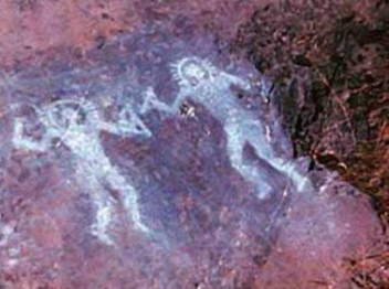 Pinturas
rupestres con astronautas, p.e. en el valle
Camonica en Italia Pinturas rupestres con astronautas, p.e. en
el valle Camonica en Italia