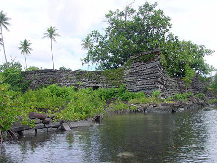 Temuen, fortificación
Nan Madol, muro 05 Temuen, fortificación Nan Madol,
muro 05