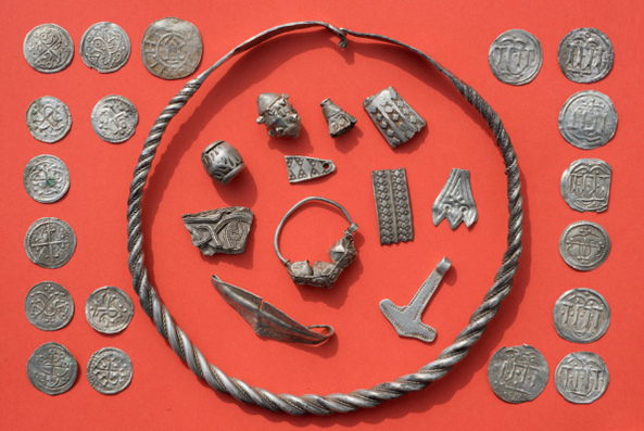 Silberschatz von Wikingerknig Blauzahn auf der Insel Rgen entdeckt