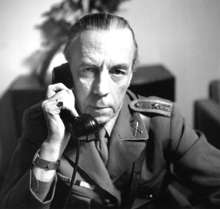 Volker Bernadotte
                          (Folke Bernadotte) am Telefon, 1948 ca.