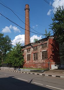 Fabrik "Hammer
                        und Sichel" ("Serp i Molot"),
                        heute Goujon-Werk, die alte Fabrikhalle im Jahre
                        2009