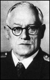 Andrei Wyschinski,
                      Portrait