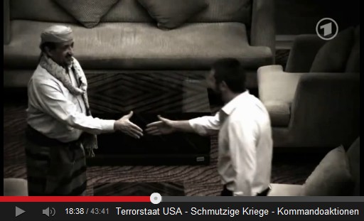 Scheich Saleh Bin Farid
                    mit Journalist Starkey