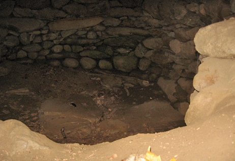 South Royalton, Roof cellar /
Erdkeller, Innenansicht South Royalton, Roof cellar / Erdkeller,
Innenansicht