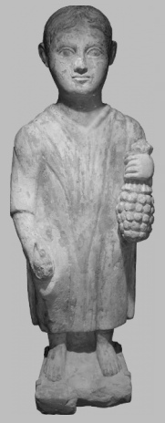 Statue aus dem
römischen Regierungsbereich mit einer Ananas in der
Hand, 3.Jh. Statue aus dem römischen Regierungsbereich mit
einer Ananas in der Hand, 3.Jh.