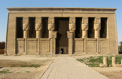 Der
                Tempel von Dendera