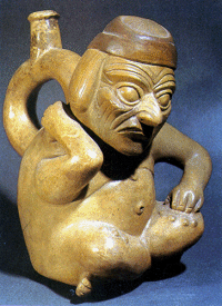 Moche-Figur: Sitzender Alte 01