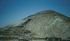 Sonnenpyramide