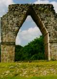 Maya in Yucatan in Kabah:
                          Triumphbogen