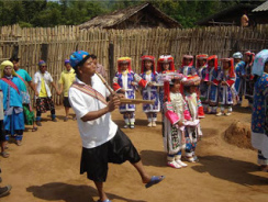 Musikauff�hrung der Lahu in Thailand