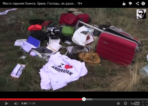 Not damaged suitcase of hard plastic with
                        content without any damage