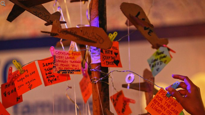 Gebete f�r die Passagiere
                  von MH-370