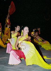 Shantou / Swatow: Tanzgruppe der
                                Universitt