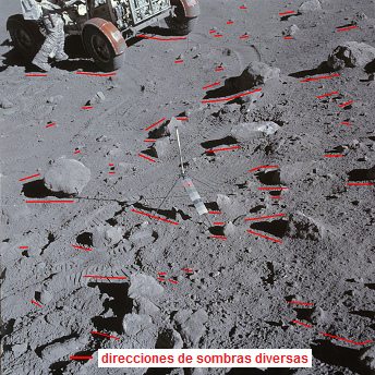 Apolo 16 falso, foto de la NASA no.
AS16-107-17445: El "astronauta"
Young con el "carro lunar" en un
paisaje pedregoso, caos de sombras, foto 01 Apolo 16 falso, foto de la NASA no.
AS16-107-17445: El "astronauta"
Young con el "carro lunar" en un
paisaje pedregoso, caos de sombras, foto 01