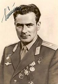 "SU"-Astronaut German Titow,
                          portrait