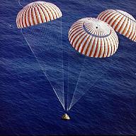 Apolo 17 fake:
                The splashdown is precise and only was an airdrop,
                nothing more