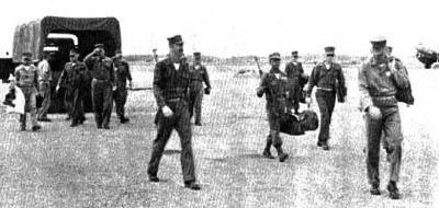 Arrival of "US" marines at
                            Danang, 7.10.1964