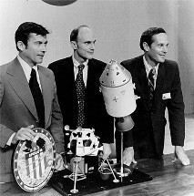 Apollo 16
                            astronauts Young, Mattingly II and Duke.
                            They do service following the military order
                            and are classified as "national
                            heros" and they keep their mouth...