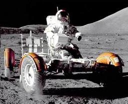 Apollo 17 fake, NASA photo no.
                                AS17-147-22526: Cernan steering the
                                Lunar Rover on 11 December 1972. But the
                                left arm looks very stiff, the seat
                                beside is transparent., and wheel tracks
                                are missing once again. It seems the
                                foto is a foto composition which is not
                                complete - once again...