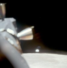 Apollo 11, photo no. AS11-37-5439: NASA
                        claims that this would be an Earth rise during a
                        "moon orbit" before the undocking of
                        the "lunar module" during the approach
                        to the "moon"