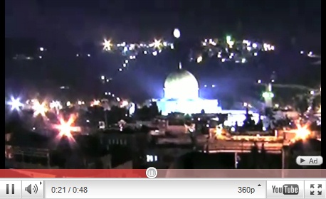 Video 03: ovi (ovni) sobre
Jerusalén, 28/01/2011 (03), baja un objeto claro Video 03:
ovi (ovni) sobre Jerusalén, 28/01/2011 (03), baja un
objeto claro