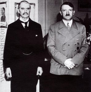Hitler 49-jhrig mit
                      Chamberlain, Mnchen September 1938