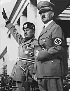 Hitler 50-jährig mit Mussolini,
1939 Hitler 50-jährig mit Mussolini, 1939