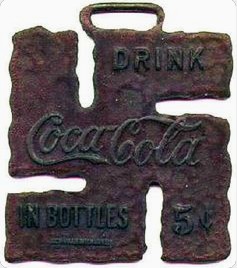 Coca-Cola-Anhnger in Form eines Hakenkreuz