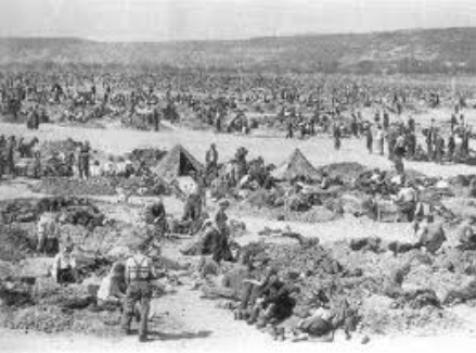 Deutschland,
Rheinwiesenlager im Sommer 1945, Nahaufnahme 01 Deutschland, Rheinwiesenlager im Sommer
1945, Nahaufnahme 01