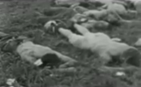 Mujeres alemanas torturadas muertas en un
                          prado