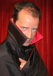 Kleines Theater Herne: Christian
                  Weymayr spielt Graf Moorloch