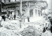 Le Havre, Kaufhaus "Der
                              Fr�hling" ("Le Printemps")
                              zerst�rt, 23.8.1941