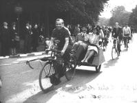 Paris Velotaxi 1940 02