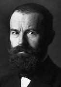 Alfred Roller, * 2 October 1864 in
                            Brnn (Brno, Czech Republic), died on 21
                            June 1935 in Vienna, scene designer,
                            painter, graphic artist