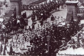Vienna, Wien, Emperor's ovation
                              procession in 1908