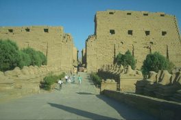 Amun-Tempel in Karnak,
Aussenfassade Amun-Tempel in Karnak,
Aussenfassade