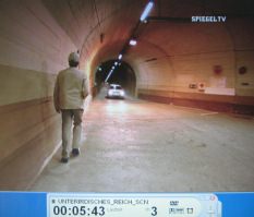 Neckarzimmern: Tunnelwrter
                Heinz Rabe luft auf der Tunnelstrasse