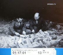 Salzbergwerk Kaiseroda 19,
                          Film, Geldbndel 01