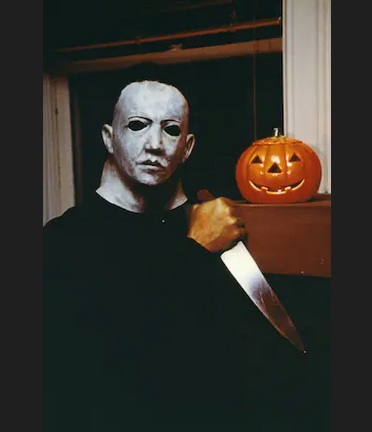 Photo text 10: MASK WITH NOSE OPENINGS:
"Halloween" with Jamie Lee Curtis: This is a
Star Trek mask which is painted in white. Photo text
10: MASK WITH NOSE OPENINGS: "Halloween" with
Jamie Lee Curtis: This is a Star Trek mask which is
painted in white.