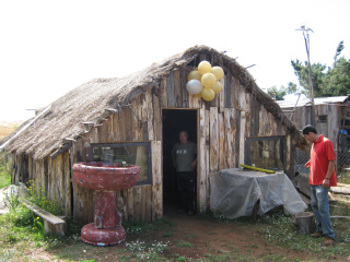 Temuco Cholchol, casa vivienda de los
                  mapuches 02