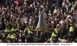 Calabria:
                    Sant'Onofrio, the holy [fantasy] Madonna with
                    imperial crown - is transported by members of civil
                    defense