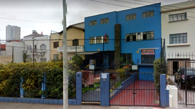 Die
                      religise-"katholische" Schule
                      "Hector de Cardenas in Jess-Mara, Lima,
                      Peru